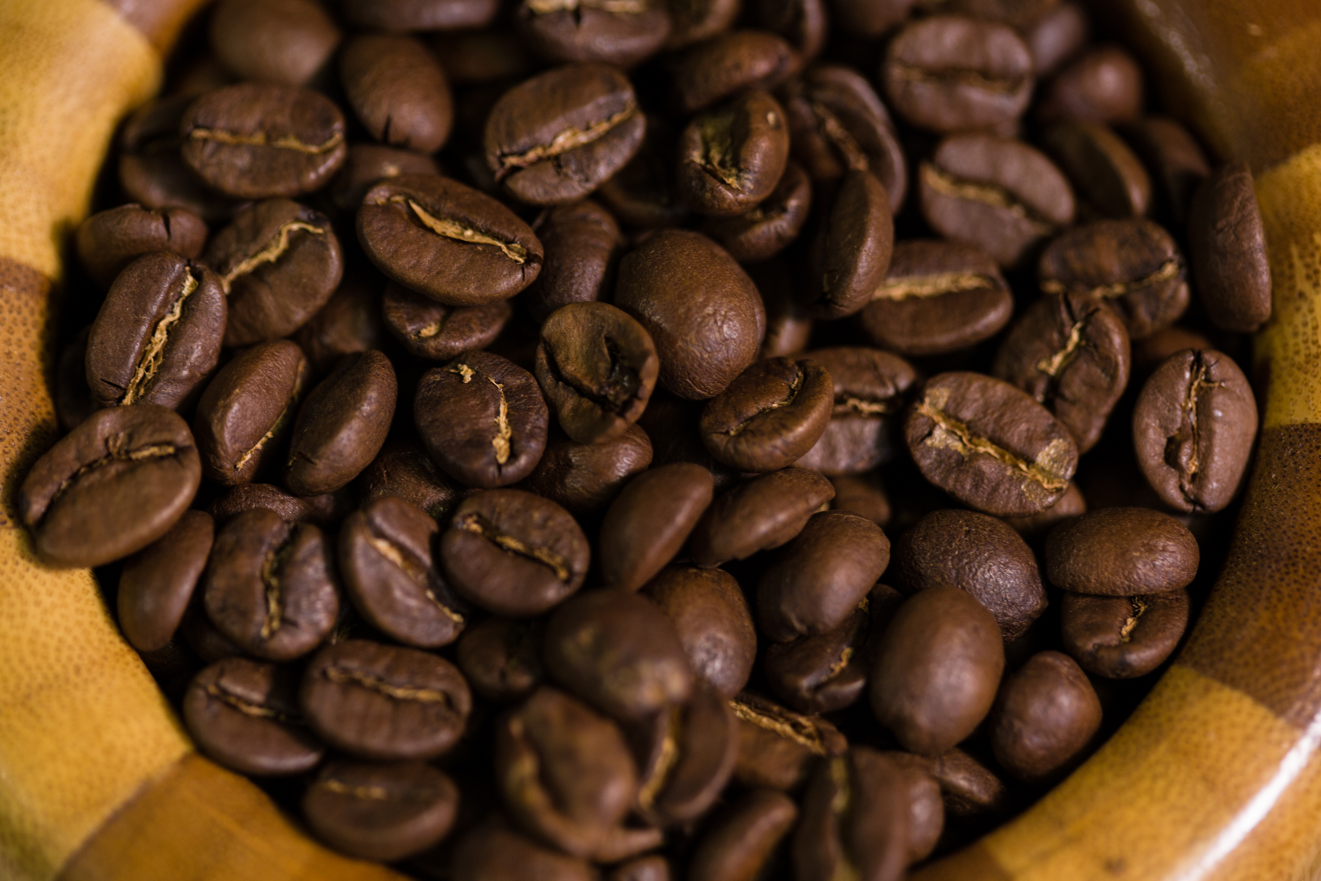 Лучшие сорта кофе в россии. Африканский кофе. Африканский кофе в зернах. Сорта кофе Эфиопия. Кофе Эфиопия в зернах.